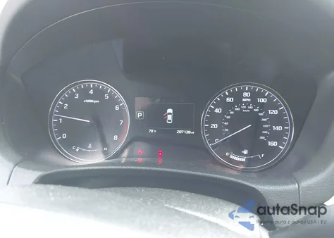 2016 Hyundai Genesis 3.8 z USA, uszkodzony, nr VIN KMHGN4JE6GU126749